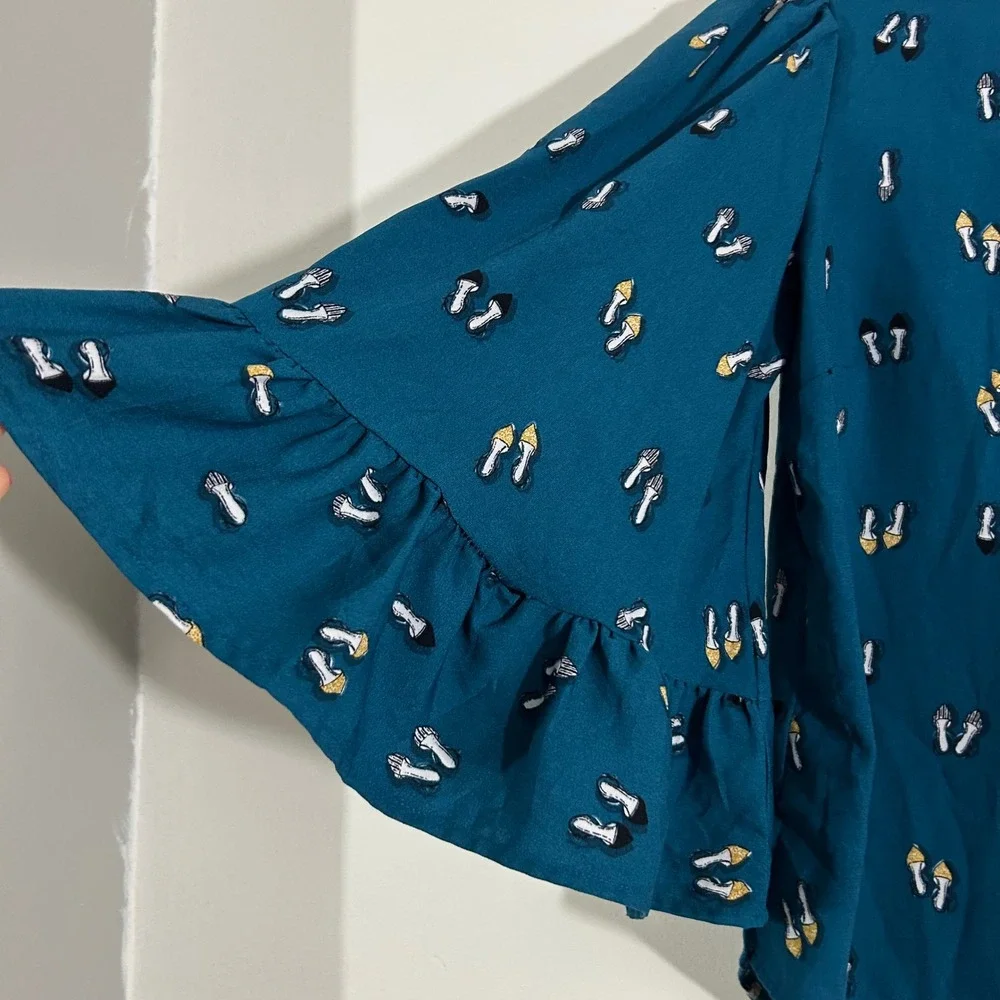 Apt 9 Teal Shoe Print Blouse Ruffle Bell Sleeves Top, Size S - Picture 6 of 10